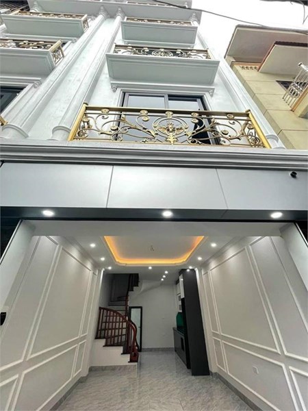 Bán ccmn cho thuê Cầu Diễn 50m2 xây 6 tầng giá 10P cho thuê 40tr/thàng ngõ nông Cách 50 ra oto hơn 11 tỷ 